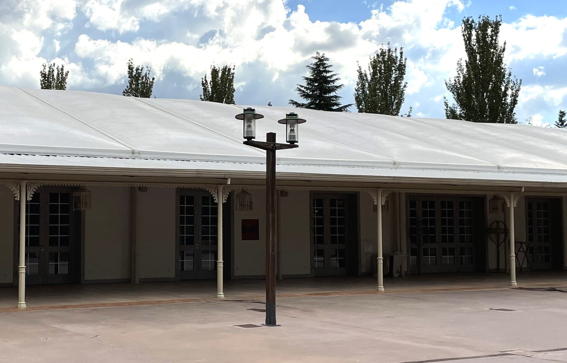 Proyecto de reposición de carpa para Pabellón de eventos temporales “La Hacienda”. Faunia